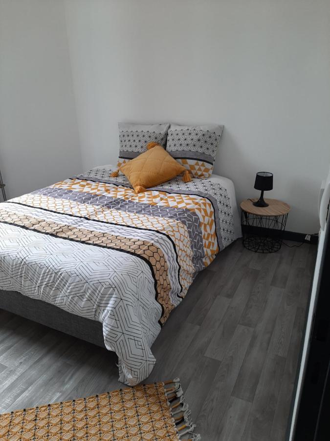 La Petite Escale Villa Vierzon Bagian luar foto