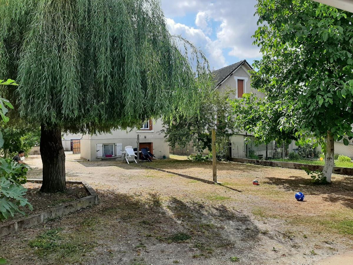 La Petite Escale Villa Vierzon Bagian luar foto